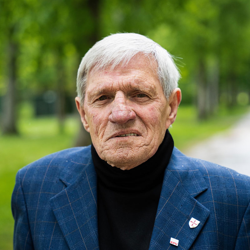  Manfred Boeglen
